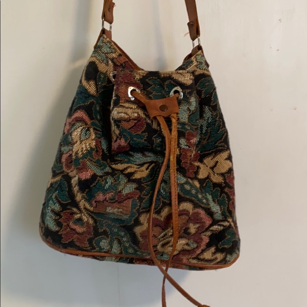 Shoulder bag